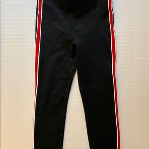 Zara black and red skinny pants in M